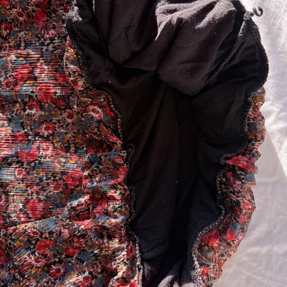 Skirt - Picture 2 of 2